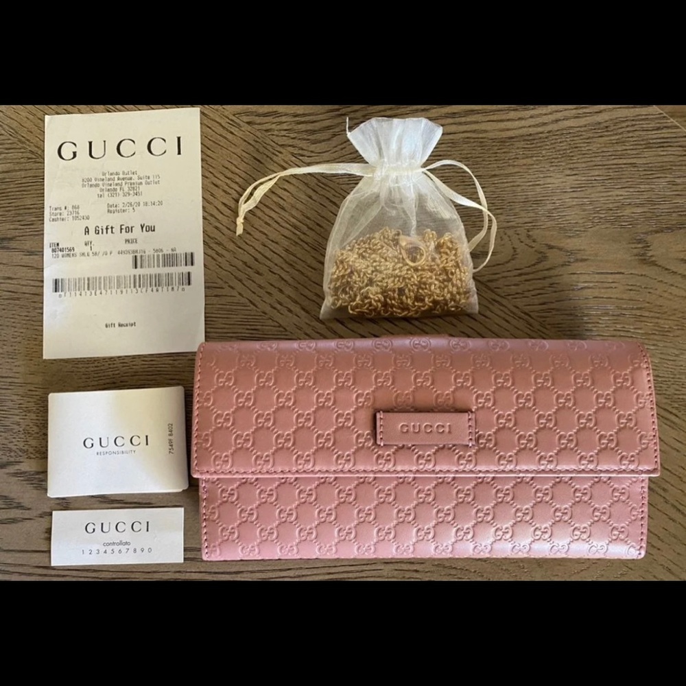 NWT! Authentic Gucci Guccissma WOC.